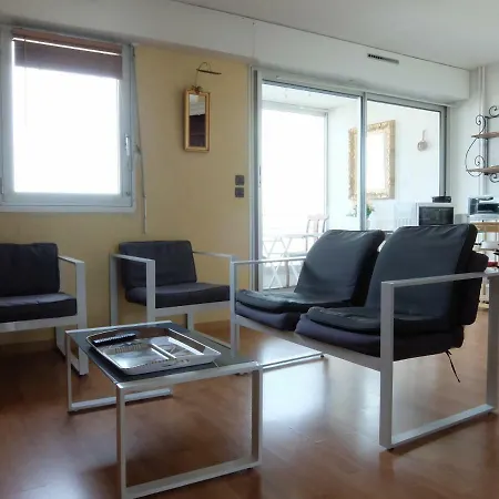 Apartment Cap239-405