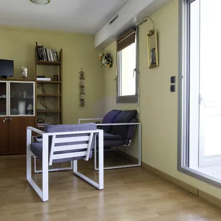 Cap239-405 Apartment *
