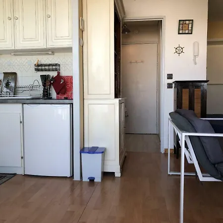 Cap239-405 Apartment *